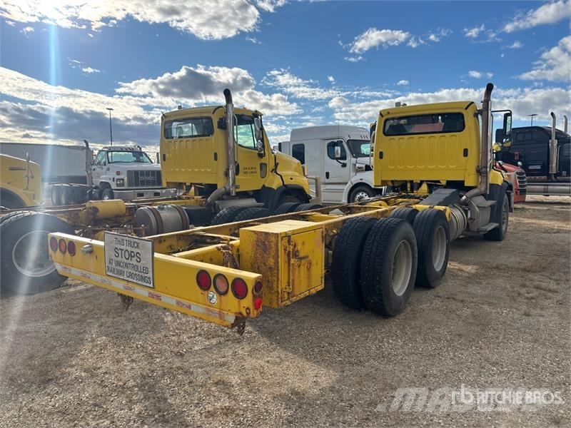 Freightliner 114SD 6x4 Cab and Chassis (Inoperable) Cabinas e interior