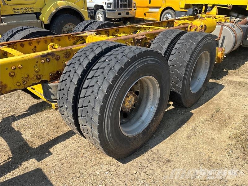 Freightliner 114SD 6x4 Cab and Chassis (Inoperable) 캐빈 및 인테리어