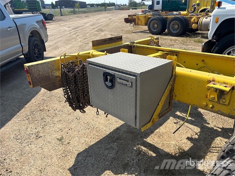 Freightliner 114SD 6x4 Cab and Chassis (Inoperable) 캐빈 및 인테리어