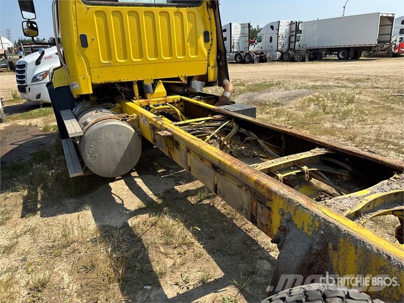 Freightliner 114SD 6x4 Cab and Chassis (Inoperable) 캐빈 및 인테리어