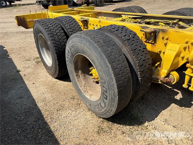 Freightliner 114SD 6x4 Cab and Chassis (Inoperable) 캐빈 및 인테리어