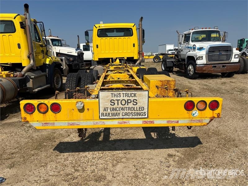 Freightliner 114SD 6x4 Cab and Chassis (Inoperable) 캐빈 및 인테리어