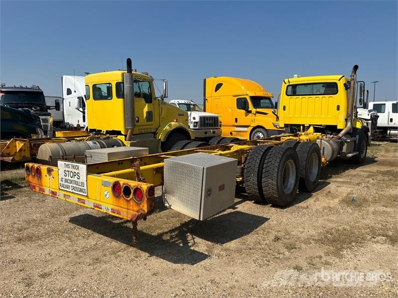 Freightliner 114SD 6x4 Cab and Chassis (Inoperable) 캐빈 및 인테리어