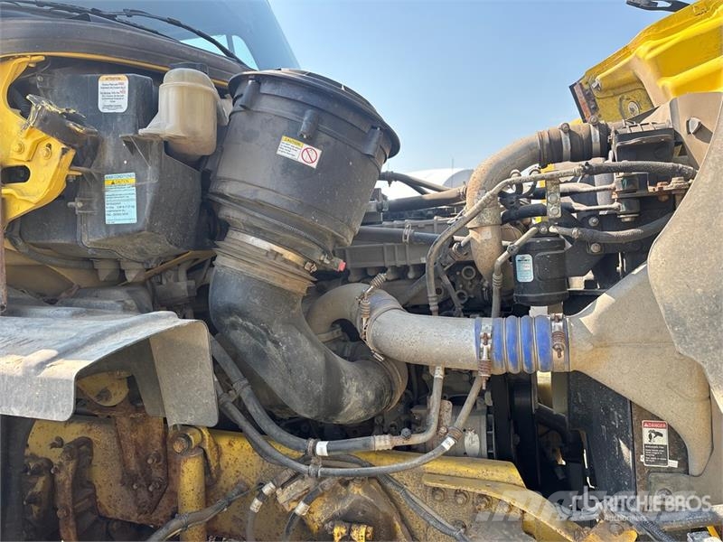 Freightliner 114SD 6x4 Cab and Chassis (Inoperable) 캐빈 및 인테리어