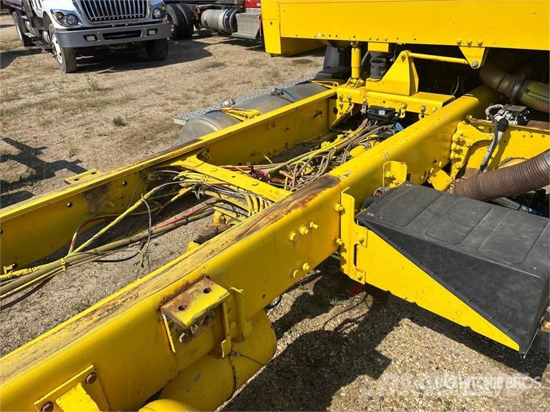 Freightliner 114SD 6x4 Cab and Chassis (Inoperable) 캐빈 및 인테리어