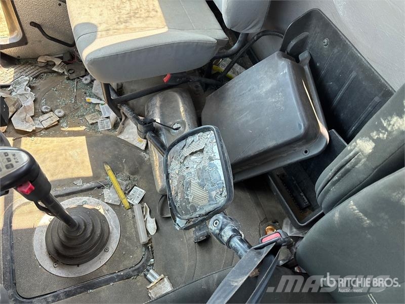 Freightliner 114SD 6x4 Cab and Chassis (Inoperable) 캐빈 및 인테리어