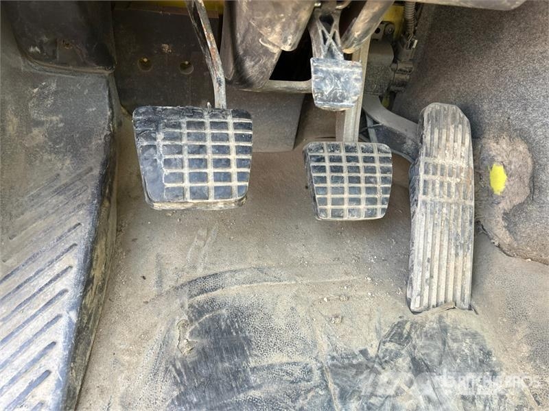 Freightliner 114SD 6x4 Cab and Chassis 캐빈 및 인테리어