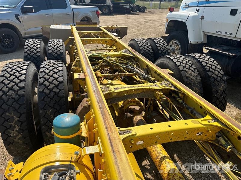 Freightliner 114SD 6x4 Cab and Chassis (Inoperable) 캐빈 및 인테리어