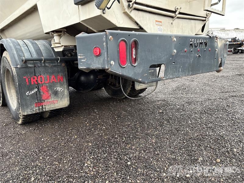 Freightliner 114SD 6x4 Feed Truck Viljaveokid