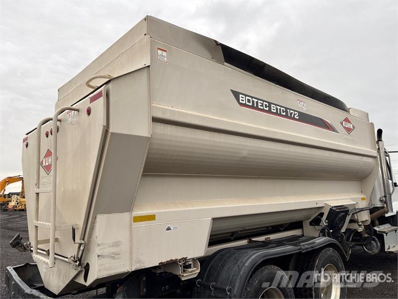 Freightliner 114SD 6x4 Feed Truck Viljaveokid