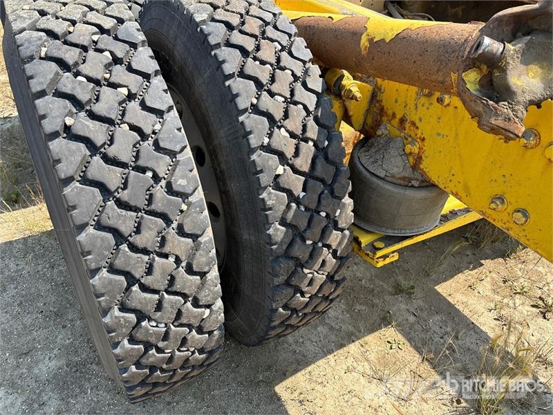 Freightliner 114SD 6x4 Cab and Chassis (Inoperable) 캐빈 및 인테리어