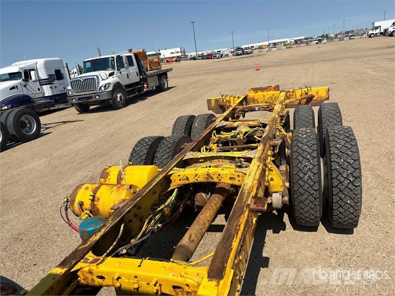 Freightliner 114SD 6x4 Cab and Chassis 캐빈 및 인테리어