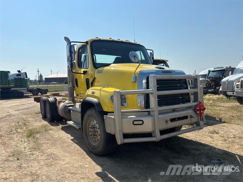 Freightliner 114SD 6x4 Cab and Chassis (Inoperable) 캐빈 및 인테리어