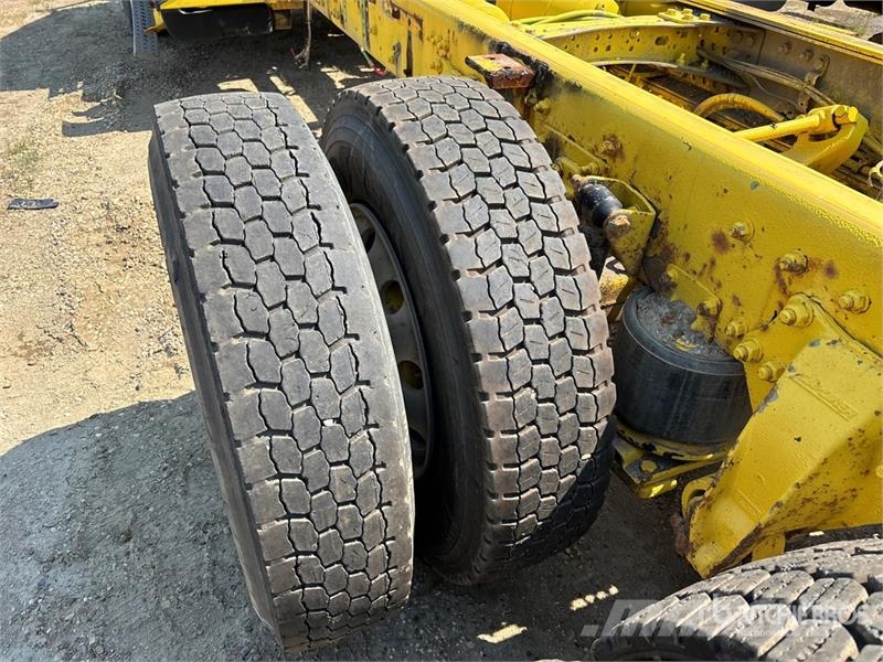 Freightliner 114SD 6x4 Cab and Chassis (Inoperable) 캐빈 및 인테리어