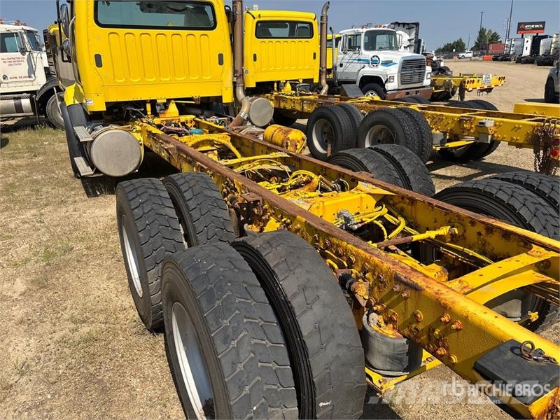 Freightliner 114SD 6x4 Cab and Chassis (Inoperable) 캐빈 및 인테리어