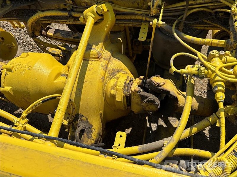 Freightliner 114SD 6x4 Cab and Chassis (Inoperable) 캐빈 및 인테리어