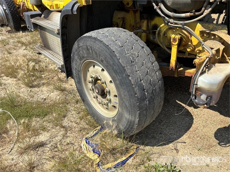 Freightliner 114SD 6x4 Cab and Chassis (Inoperable) 캐빈 및 인테리어