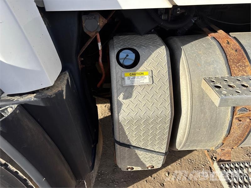Freightliner 114SD 6x4 Snow Plow Truck Комбинированные дорожные машины