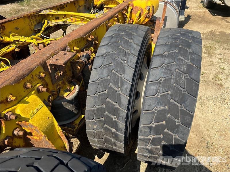 Freightliner 114SD 6x4 Cab and Chassis (Inoperable) 캐빈 및 인테리어