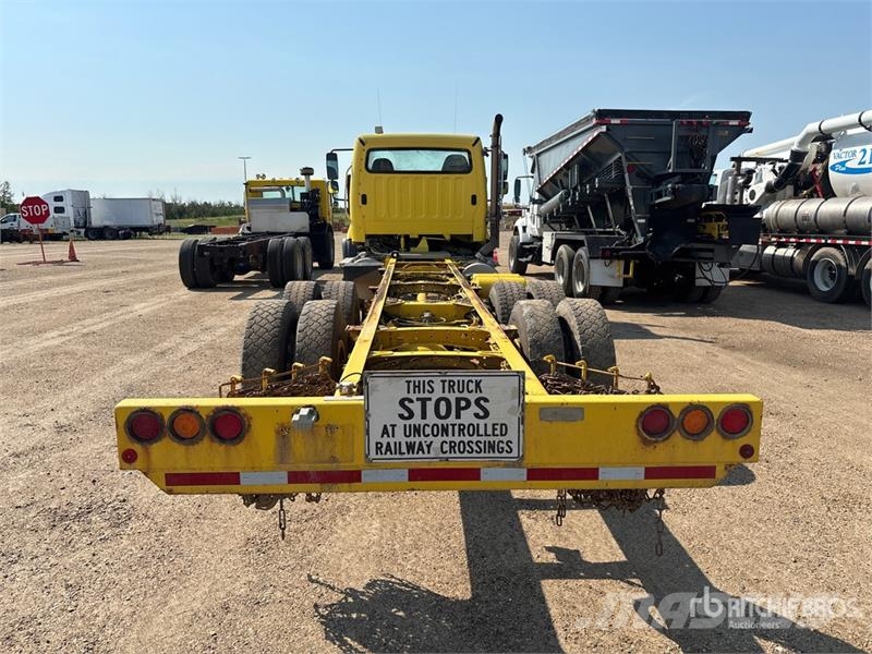 Freightliner 114SD 6x4 Cab and Chassis 캐빈 및 인테리어