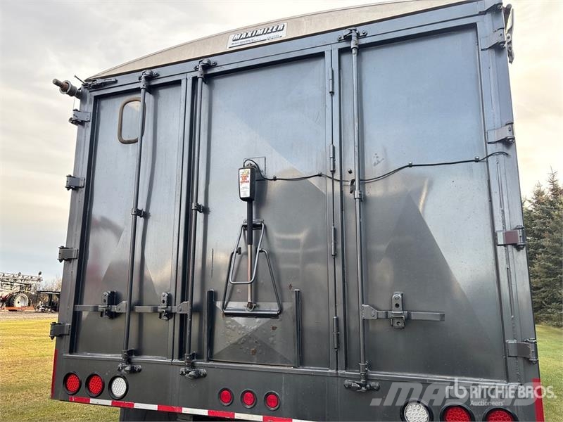 Freightliner 114SD 8x6 Grain Truck Autocarro agricolo / grano