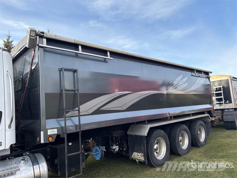 Freightliner 114SD 8x6 Grain Truck Autocarro agricolo / grano
