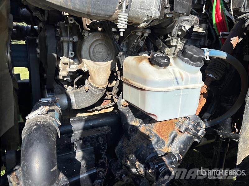 Freightliner 114SD 8x6 Grain Truck Getreidekipper