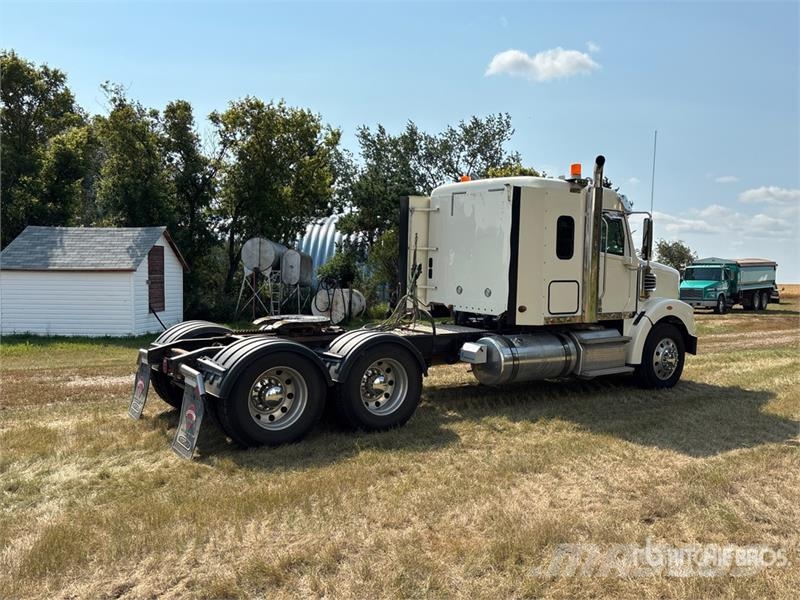 Freightliner 122SD 6x4 T/A Sleeper Truck Tractor Truck Tractor Units