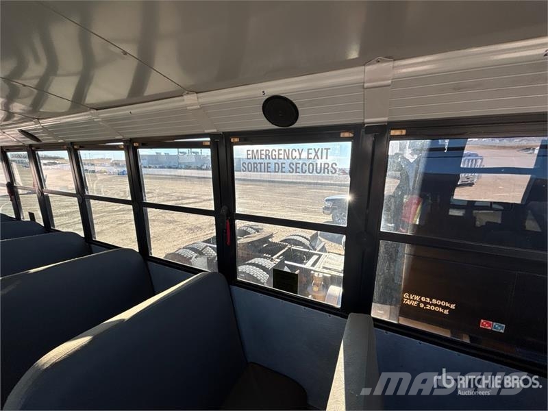 Freightliner 4x2 34-Seat School Bus (Inoperable) 迷你巴士