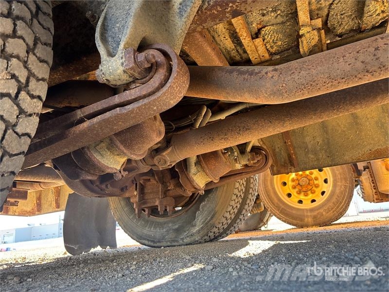 Freightliner 4x2 34-Seat School Bus (Inoperable) 迷你巴士