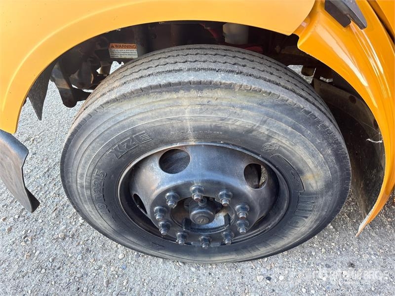 Freightliner 4x2 34-Seat School Bus (Inoperable) 迷你巴士