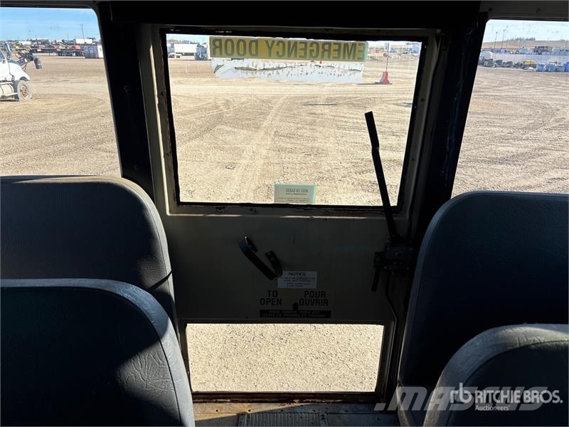 Freightliner 4x2 34-Seat School Bus (Inoperable) 迷你巴士