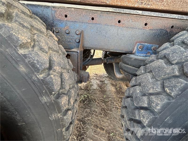 Freightliner 6x4 Grain Truck Farm / grain trucks