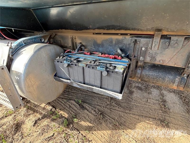 Freightliner 6x4 Grain Truck Farm / grain trucks