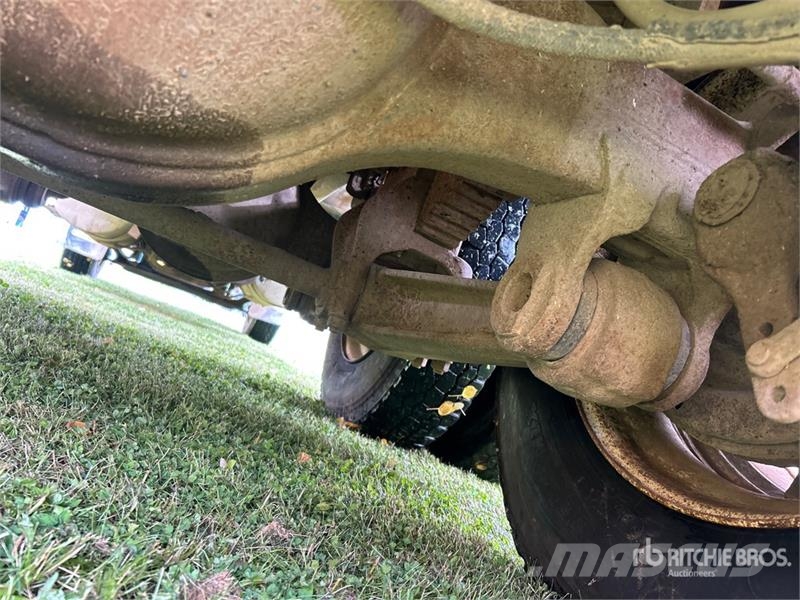 Freightliner 6x4 Grain Truck Farm / grain trucks