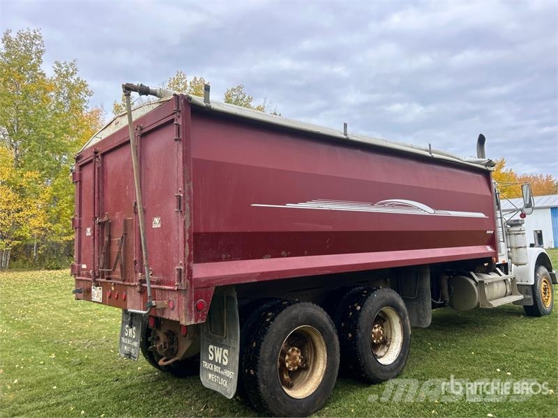 Freightliner 6x4 Grain Truck Farm / grain trucks