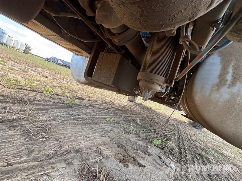 Freightliner 6x4 Grain Truck Farm / grain trucks