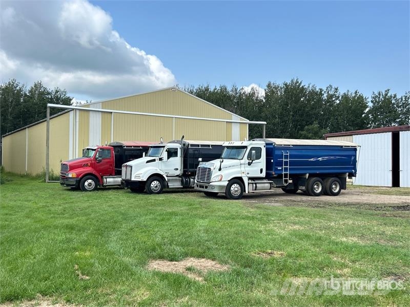 Freightliner 6x4 T/A Grain Truck شاحنات المزارع / الحبوب