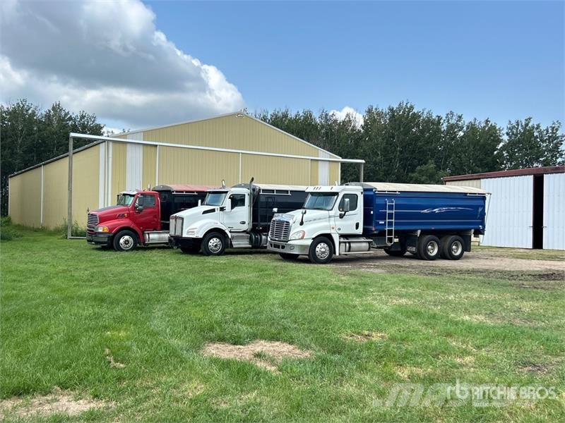 Freightliner 6x4 T/A Grain Truck شاحنات المزارع / الحبوب