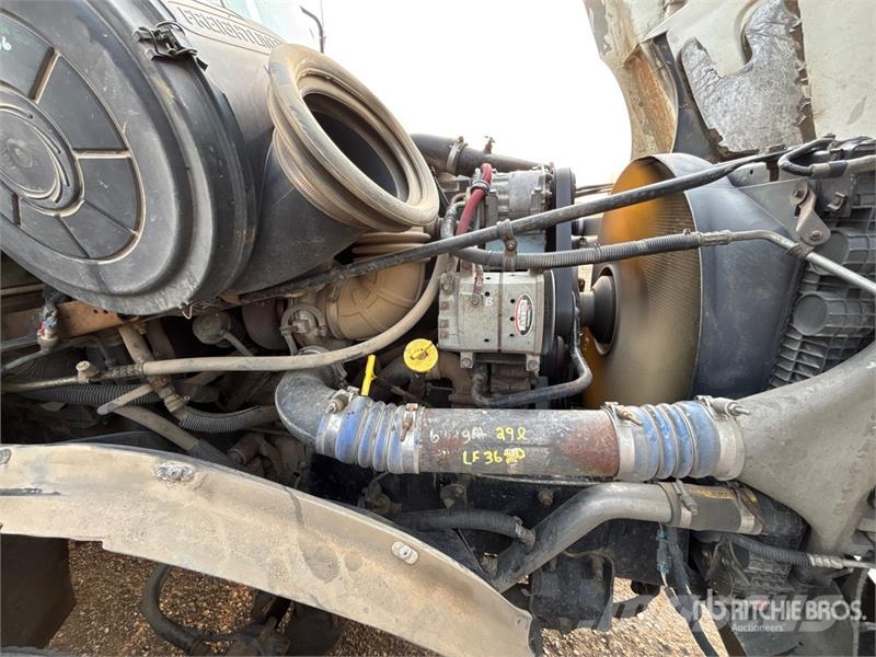 Freightliner 6x4 T/A Sleeper Truck Tractor Tractor Units