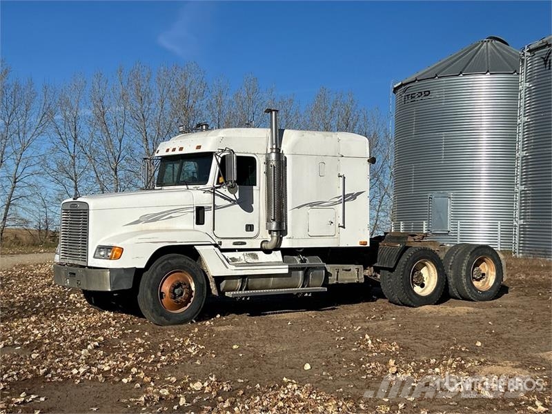 Freightliner 6x4 T/A Sleeper Truck Tractor Tegljači