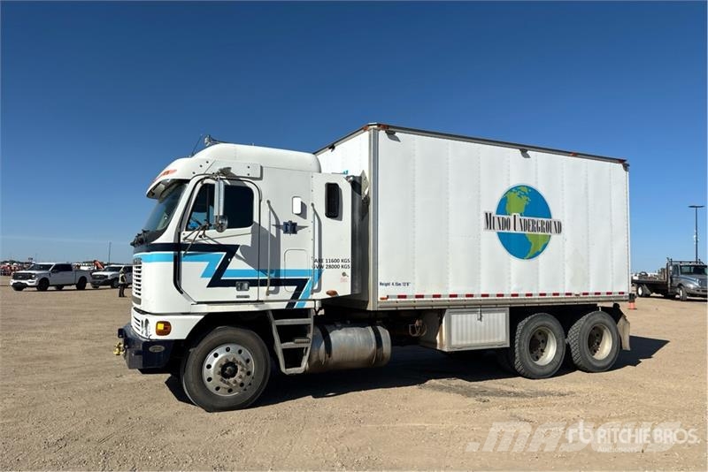 Freightliner Argosy 6x4 Mixing System Van Truck Bakwagens met gesloten opbouw