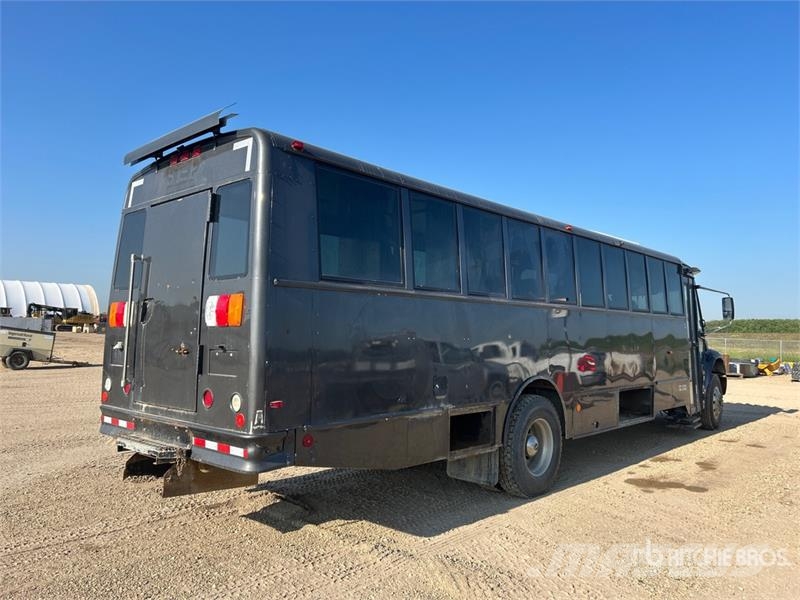Freightliner B2 Mini-bus