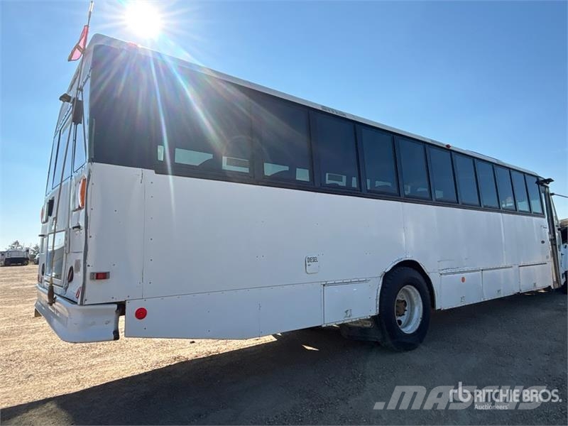 Freightliner B2 Mini bus