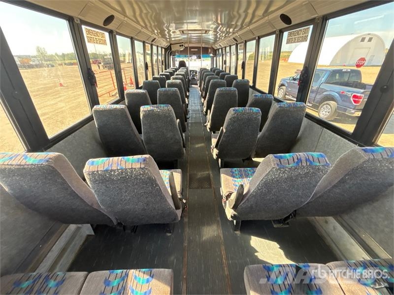 Freightliner B2 Mini bus