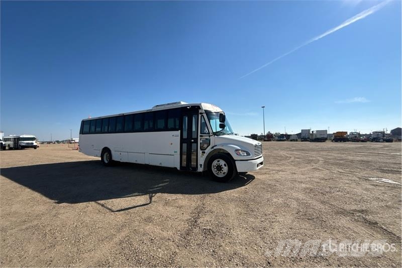 Freightliner B2 Mini bus