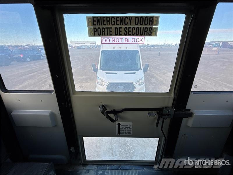 Freightliner B2 Minibusser