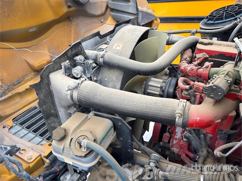 Freightliner B2 Mini autobusi