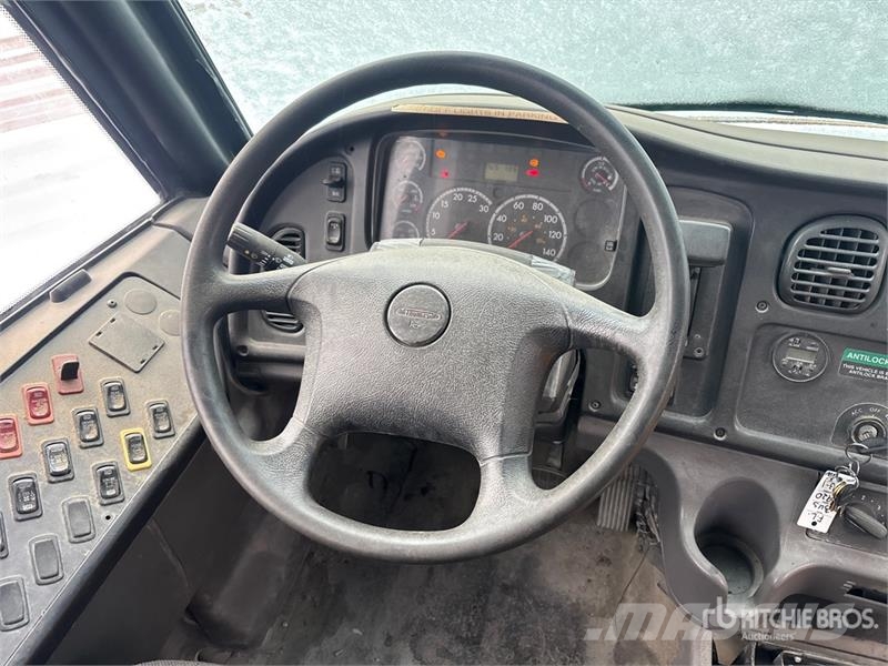 Freightliner B2 Mini autobusi