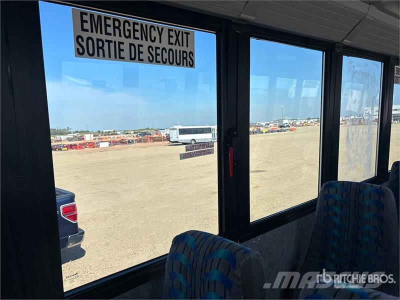 Freightliner B2 Mini bus